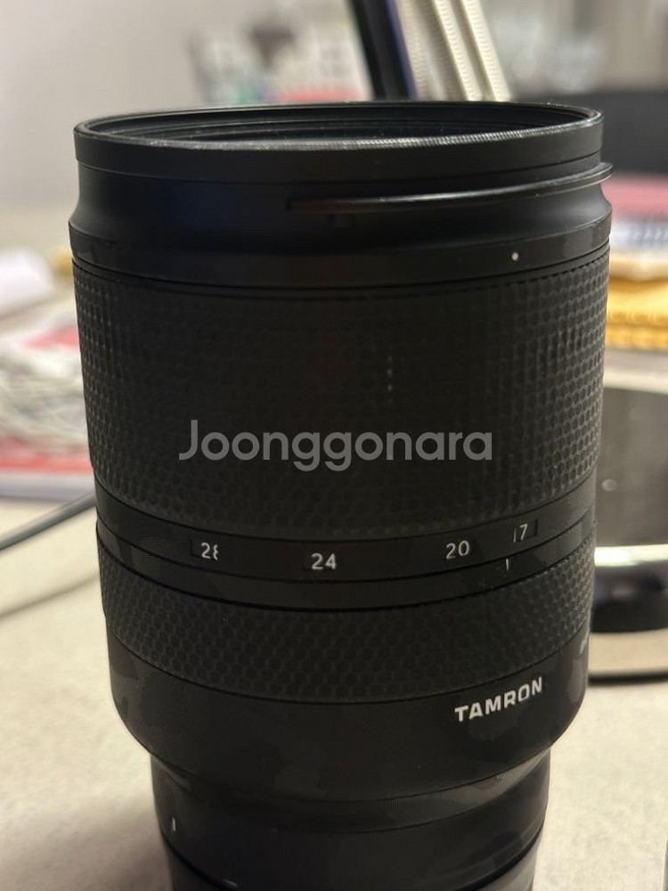 탐론 17-28mm F2.8 소니마운트 판매합니다--1