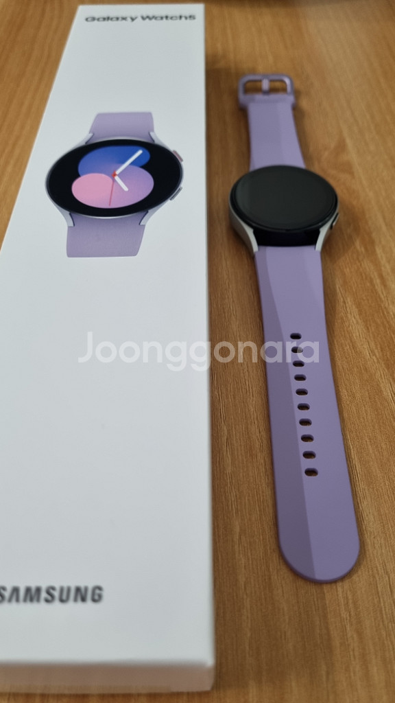 갤럭시워치5 실버 40mm+시계줄 3개 팝니다쿠팡케어--0