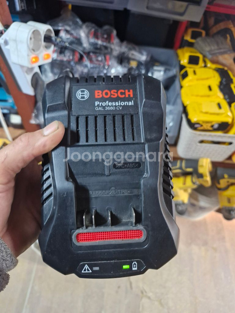 보쉬충전기36V 프리볼트고속충전기 GAL3680CV--0