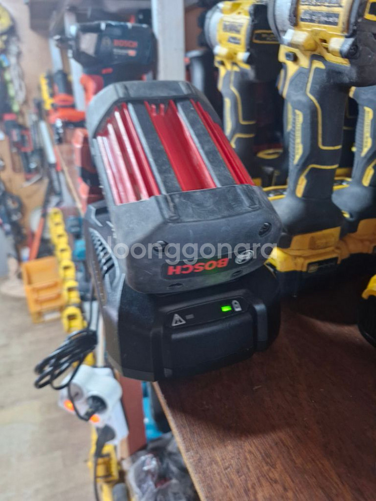 보쉬충전기36V 프리볼트고속충전기 GAL3680CV--6