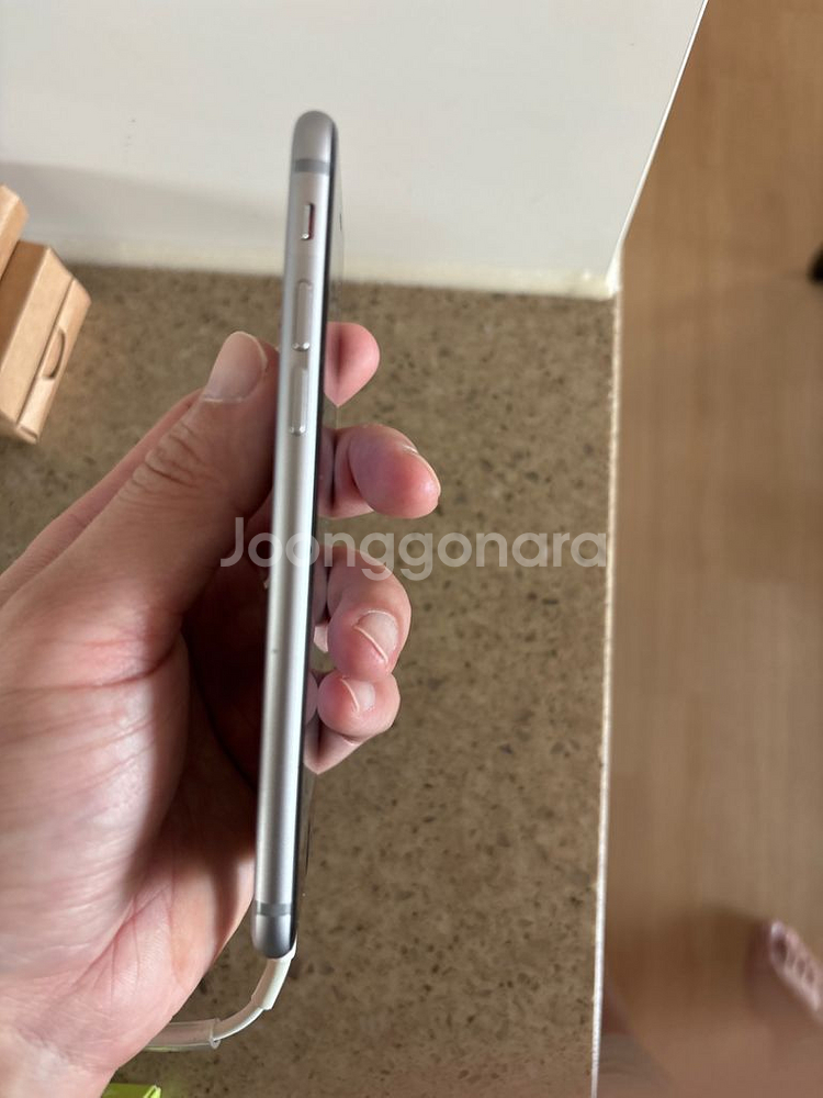 아이폰 6s 64GB--2