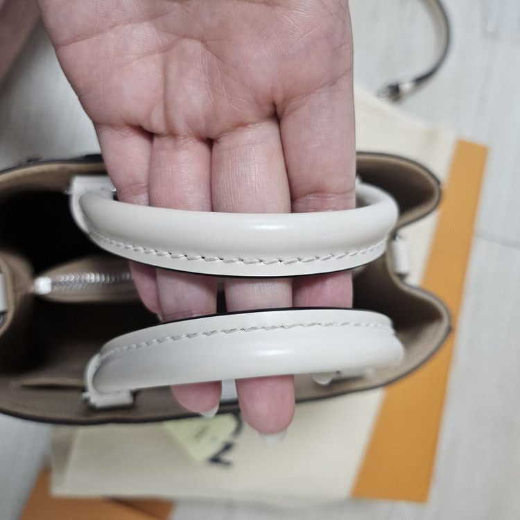 루이비통 마렐 토트백 이미지