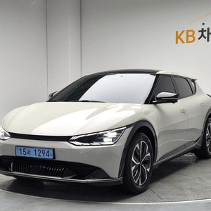 기아 EV6 롱 레인지 2WD 어스