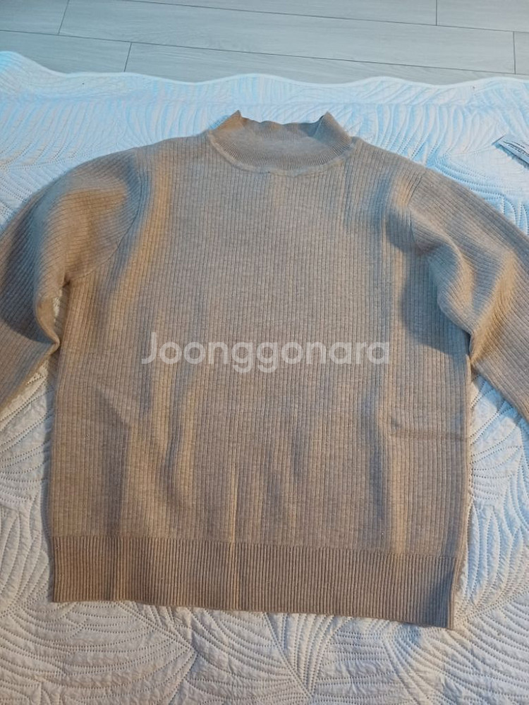 살짝 반짝이는 겨울 니트 새거 77. 66반 반택포함--1