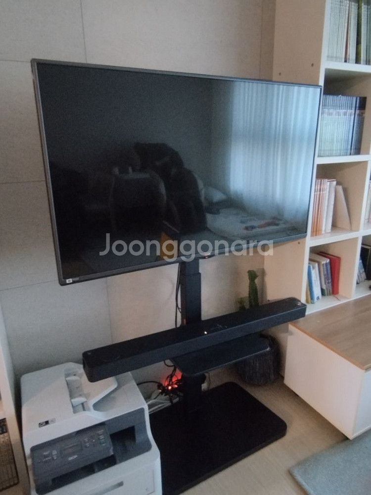 49인치 lg tv + 스탠드 (강동구상일동 각판매가능--1