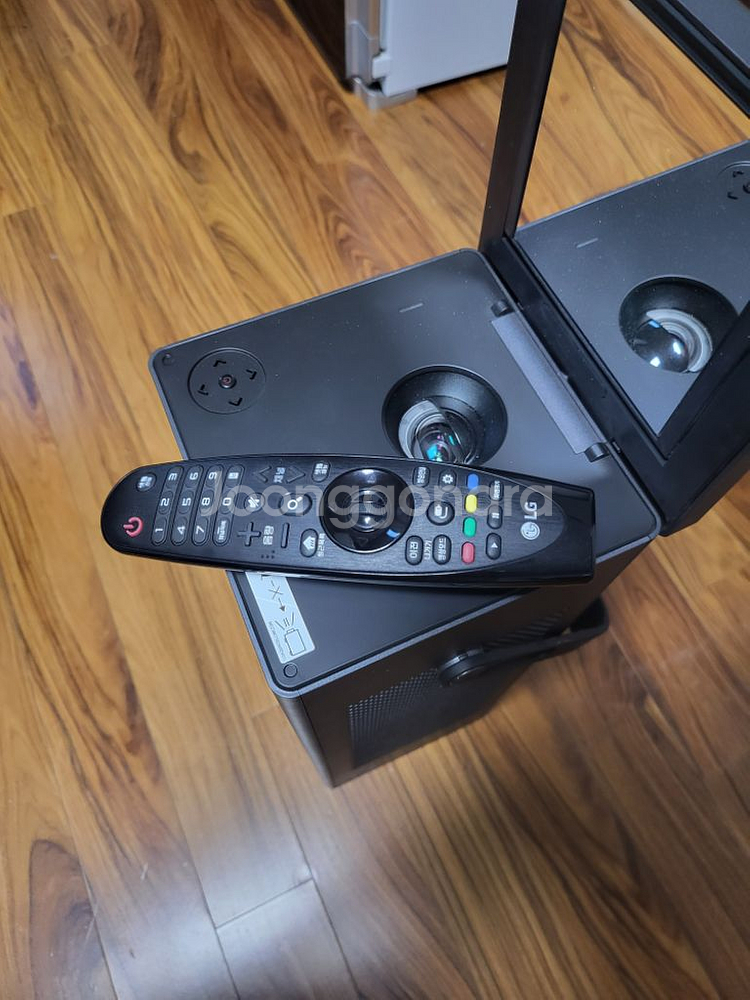 LG 시네빔 4K HU80KA--1