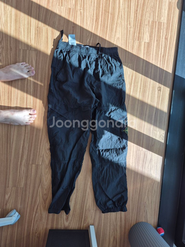 스톤아일랜드 나일론 메탈 카고 조거--1