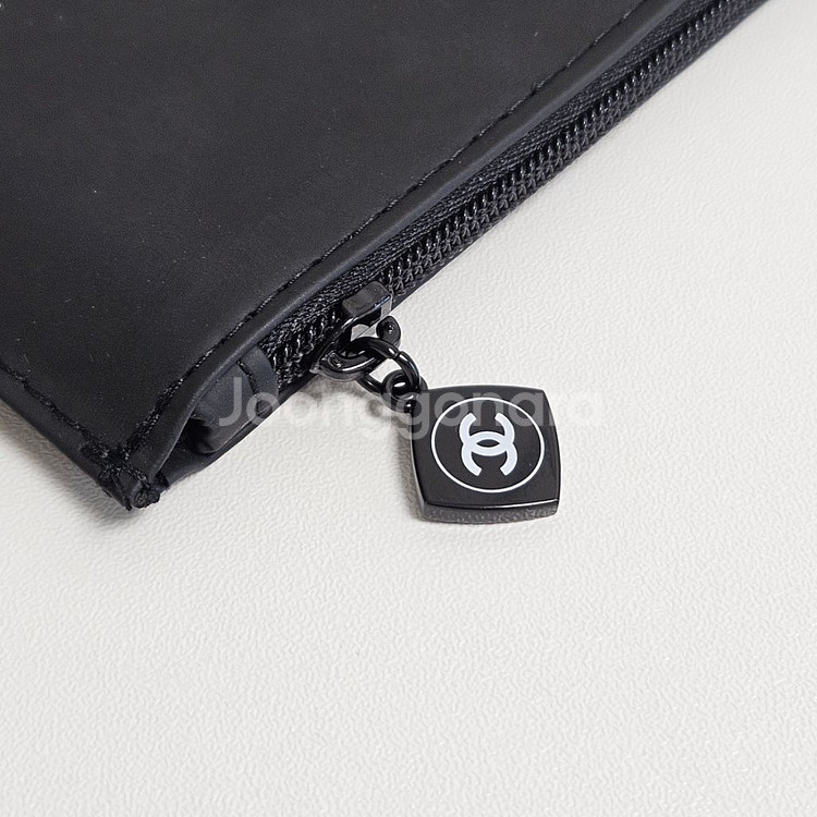 샤넬 루쥬 알뤼르 플랫 파우치 블랙--1