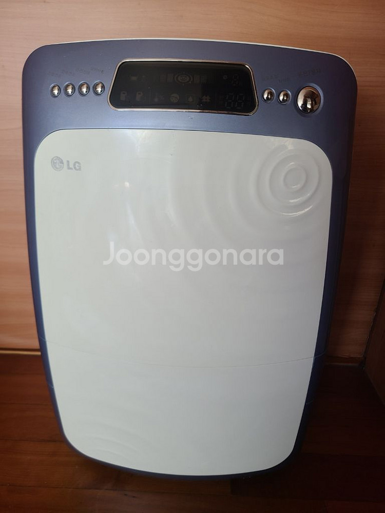 10리터 LG 제습기--0