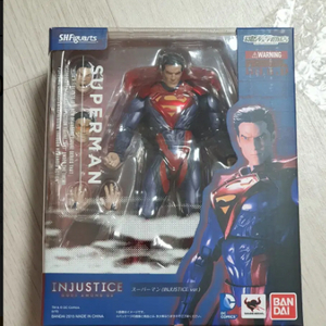 반다이 SHF 슈퍼맨(SUPERMAN)