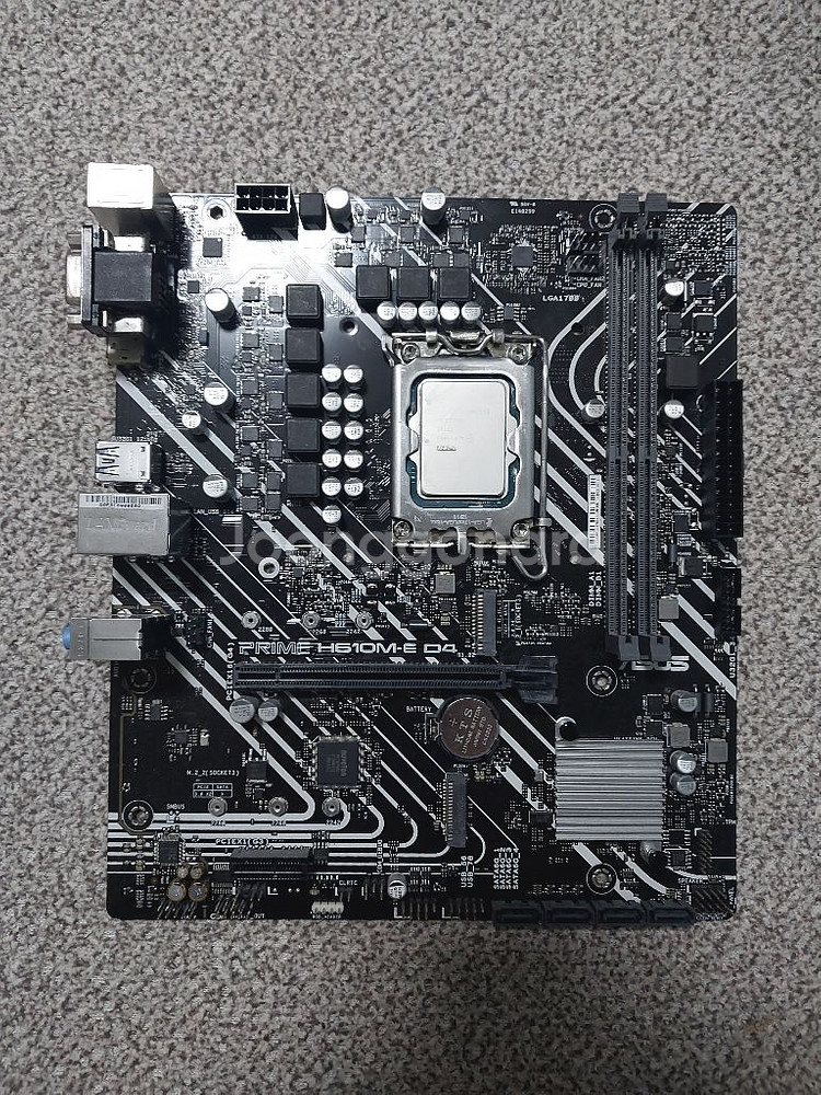 아스수스 메인보드 + 12세대 i3 CPU--2