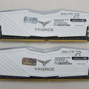 팀그룹 T-Force DDR4-3200 16Gx2