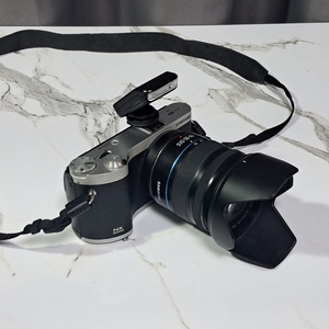 삼성 미러리스 카메라 NX300M /18-55mm 렌즈