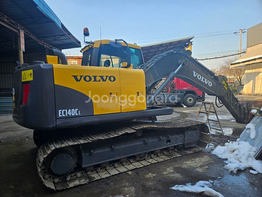 최상급 볼보 굴삭기 Ec140 초특가 소개 합니다--1
