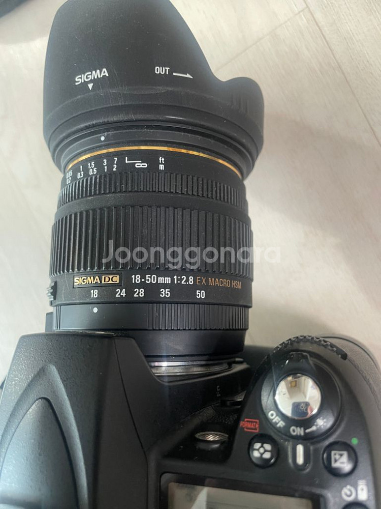 니콘 DSLR D90 + 시그마DC 18-50mm 1:--3