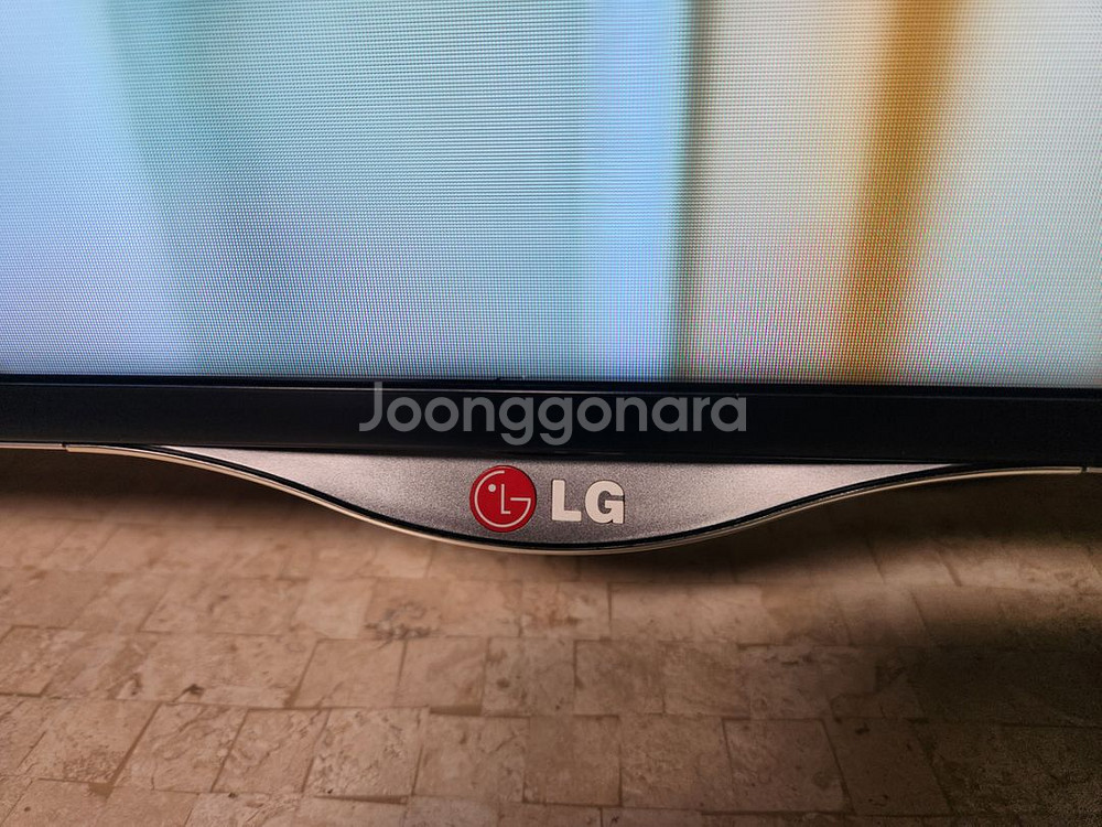 LG TV 79인치 UHD + 하만카돈 일체형--4