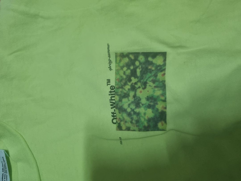 오프화이트 여성 반팔티--2