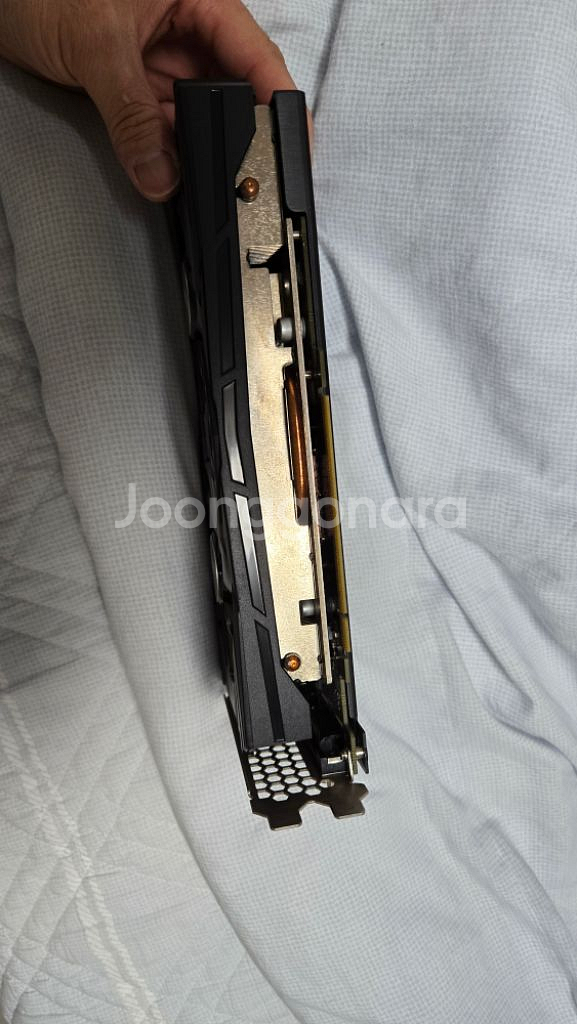이엠택 그래픽카드 RTX 2060 판매합니다.--5