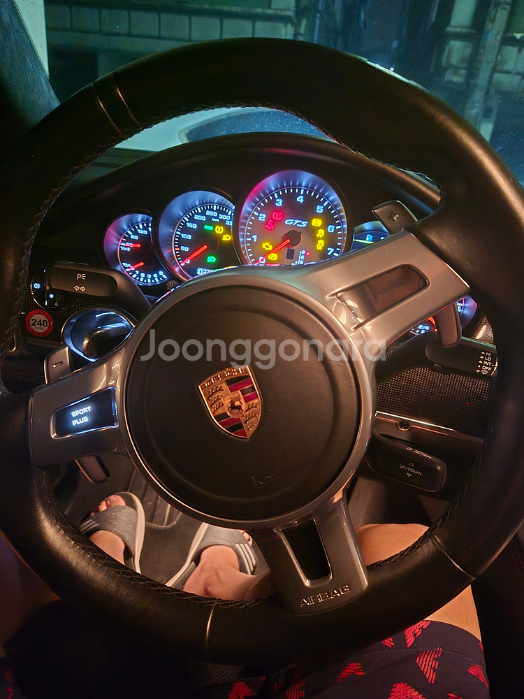 포르쉐 파나메라 970 스포츠 핸들 판매합니다.--0