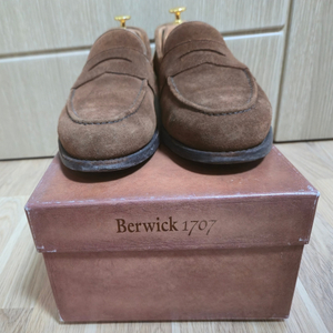 Berwick 버윅 로퍼 사이즈 8.5