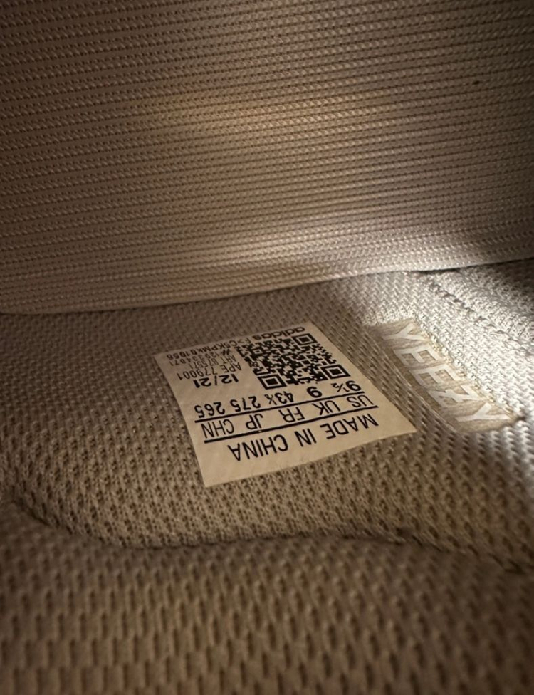 아디다스 웨이브러너 이미지