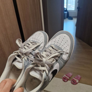 나이키275