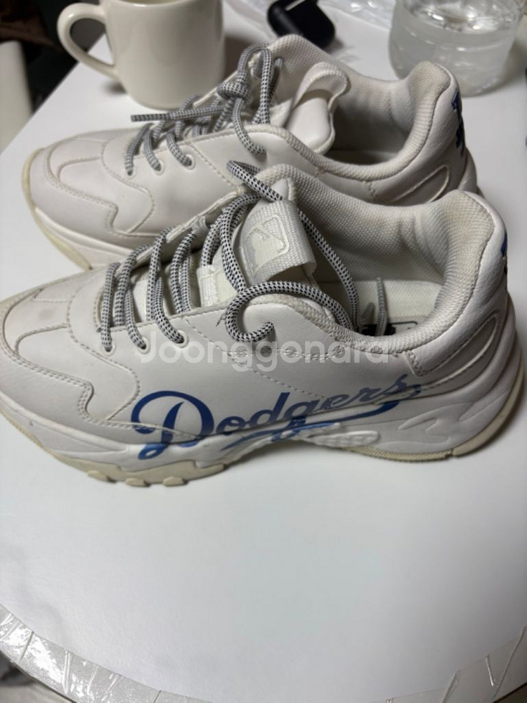 MLB 어글리 슈즈 260사이즈 팝니다!--2