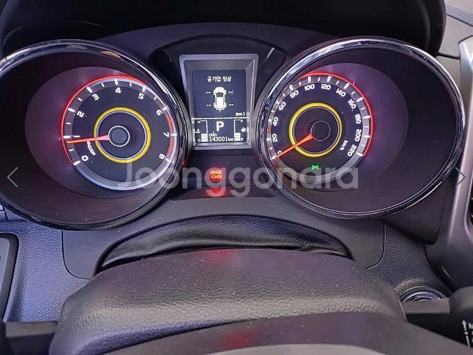 @16년식 티볼리 가솔린 4WD LX 고급형 전국최저--4