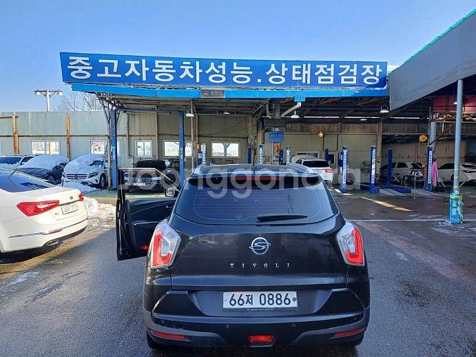 @16년식 티볼리 가솔린 4WD LX 고급형 전국최저--2