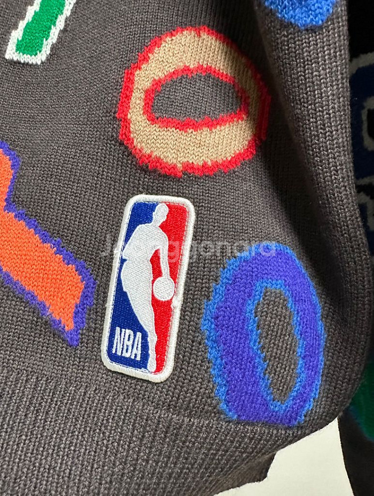[L] 루이비통 NBA 콜라보 크루넥 니트 새상품--2