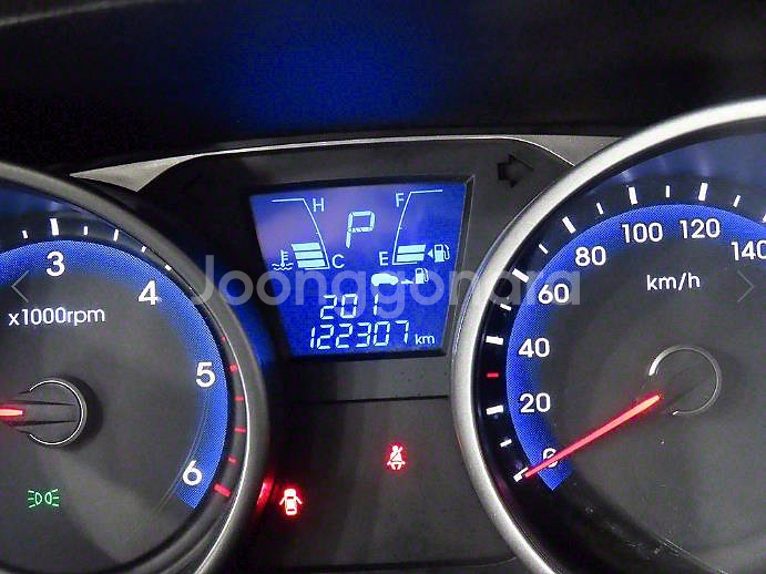 @14년식 뉴투싼 ix 디젤 R2.0 2WD 스마트--7