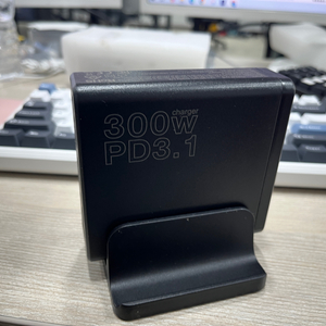 300w PD3.1 고속 급속 다중 충전기