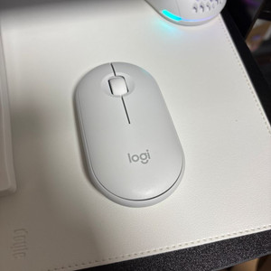 로지텍 페블 m350s 무소음마우스