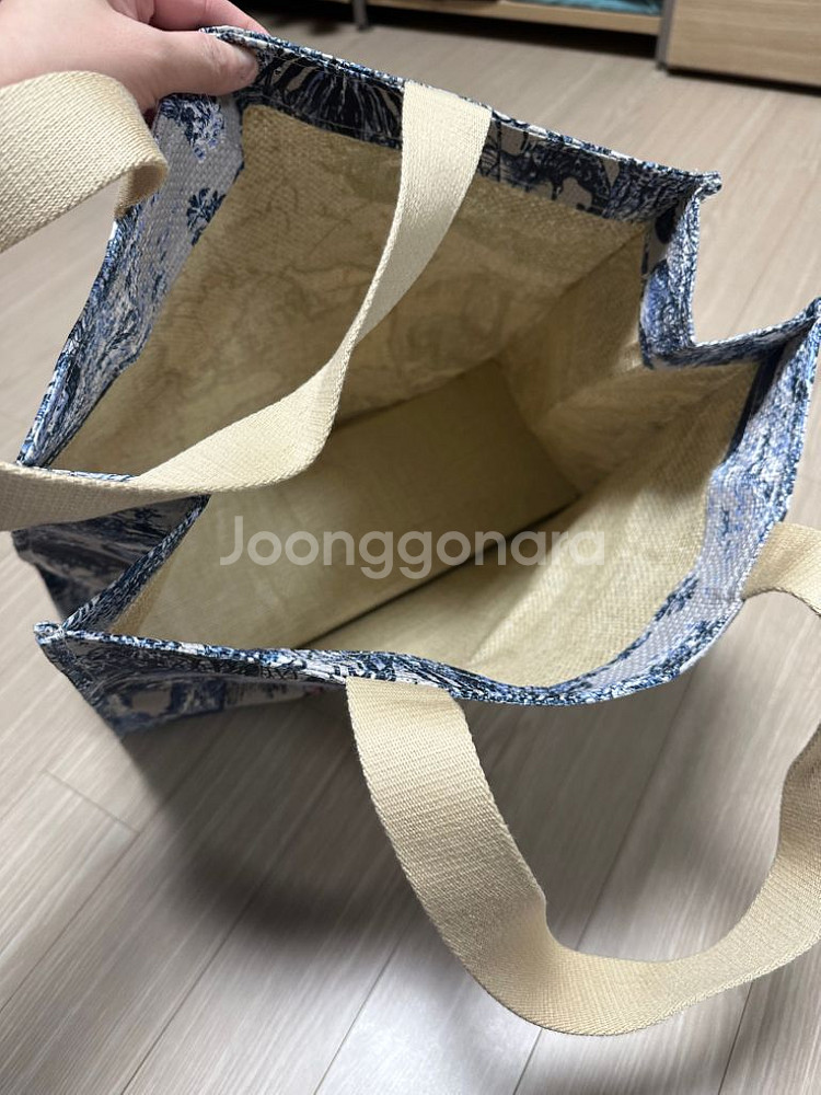 디올 코스메틱 가방--3