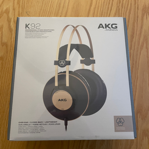 akg k92 헤드폰 팝니다