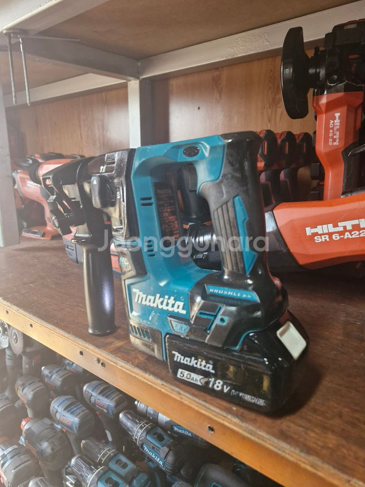 마끼다충전함마드릴DHR171 배터리포함.사진그대로 2번--2