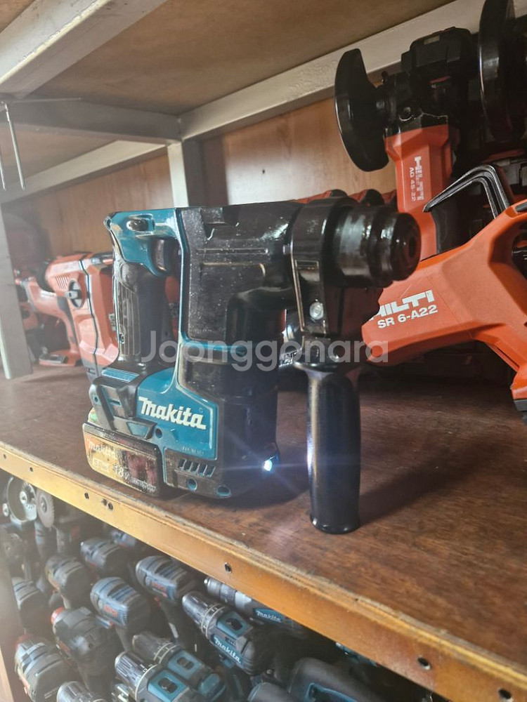 마끼다충전함마드릴DHR171 배터리포함.사진그대로 2번--4