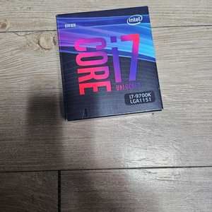 I7 9700K 팝니다.