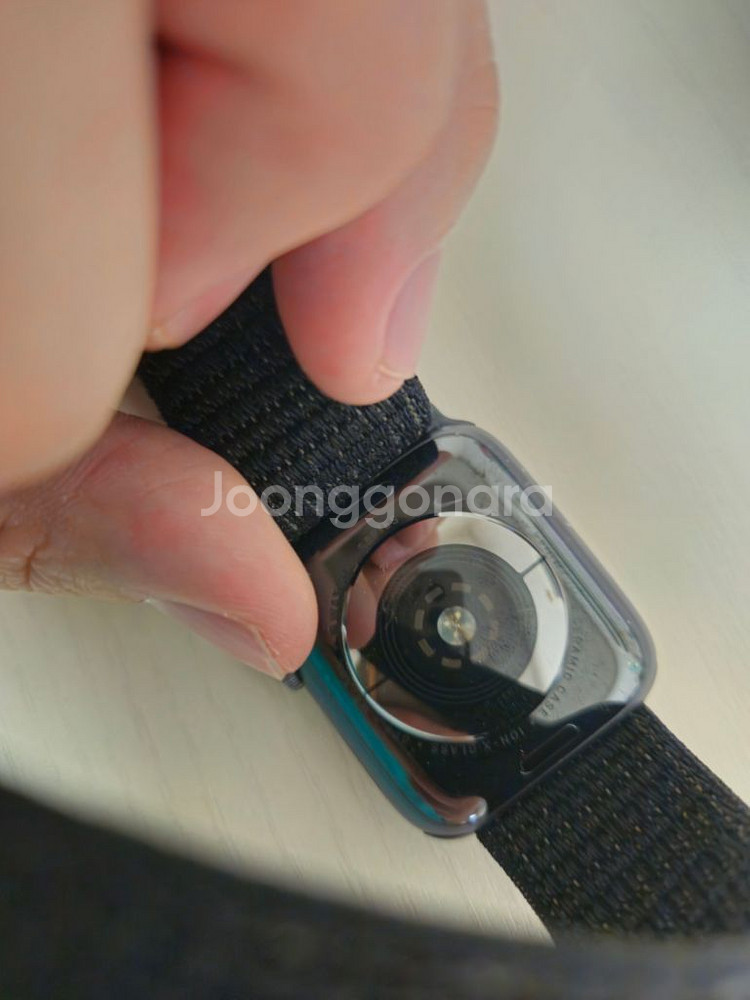 애플워치4 42mm 나이키 스페이스 그레이--4