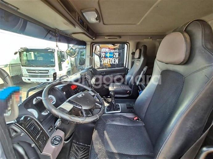 @17년식 카고 6.5톤 전국최저가격--8