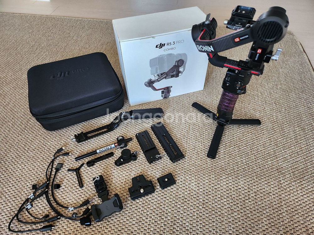DJI RS3 PRO COMBO 팝니다--0