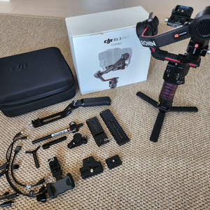 DJI RS3 PRO COMBO 팝니다