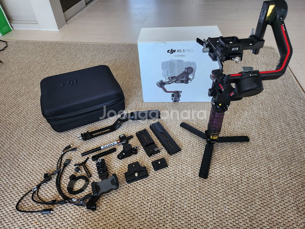 DJI RS3 PRO COMBO 팝니다--7