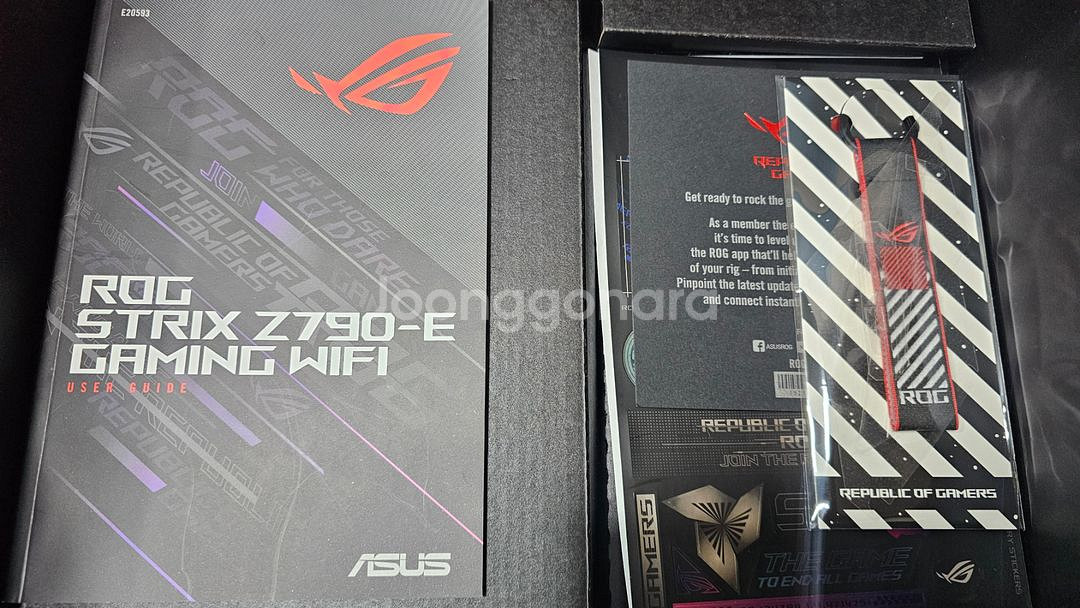 ASUS ROG STRIX Z790-E 메인보드 풀구성--4