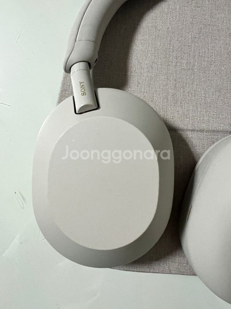 소니 WH-1000XM5--2