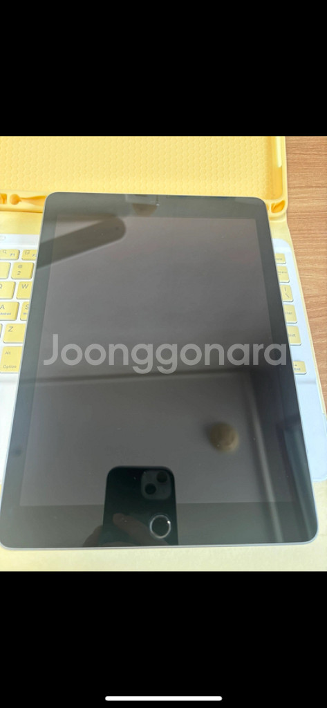 아이패드6세대 32gb Wi-Fi 거의 새상품 팔아요!--1