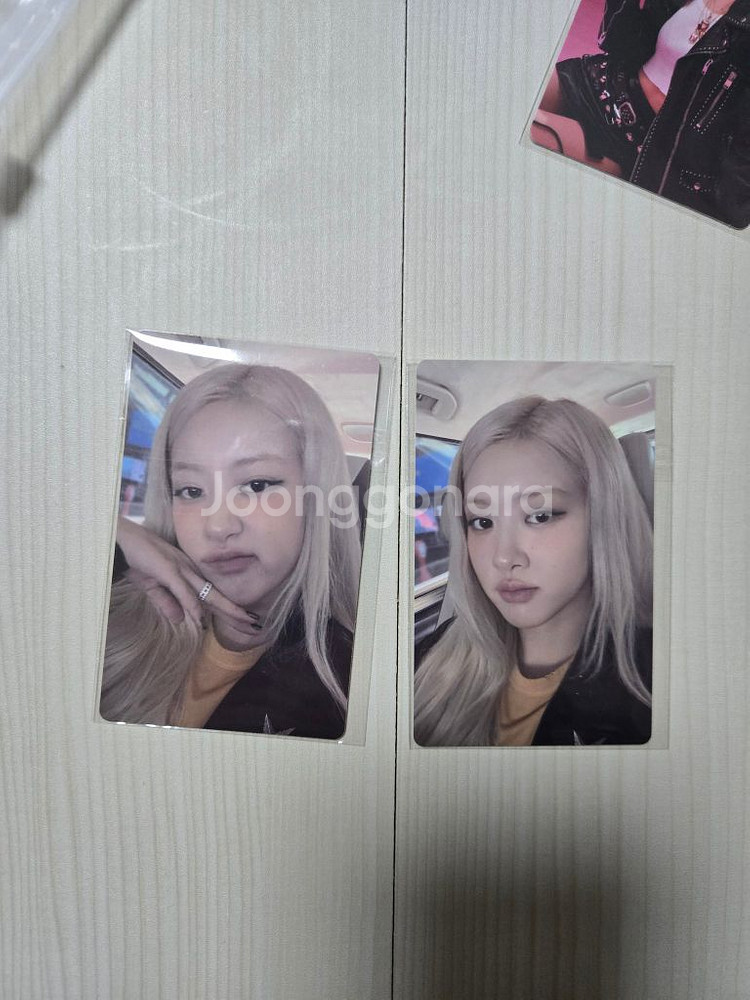 블랙핑크 로제 포카 포토카드 더현대 팝업--0