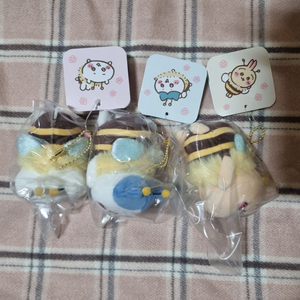 치이카와 꿀벌 마스코트 하치와레 우사기
