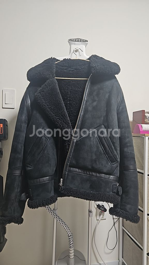 이안 아크네 무스탕--0