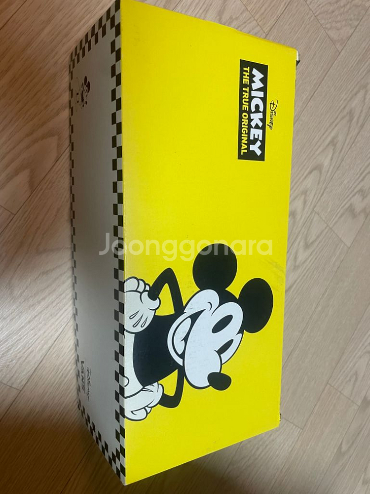 (새상품) 반스 미키마우스 90주년 여자 신발 225--4